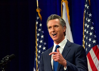 Casino Money, the Governor's Wife, and a Pay-to-Play Scheme the Networks Won't Touch