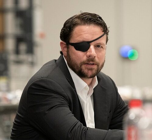 Dan Crenshaw Just Got Eric Cantor’d — And the GOP Establishment Should Be Terrified